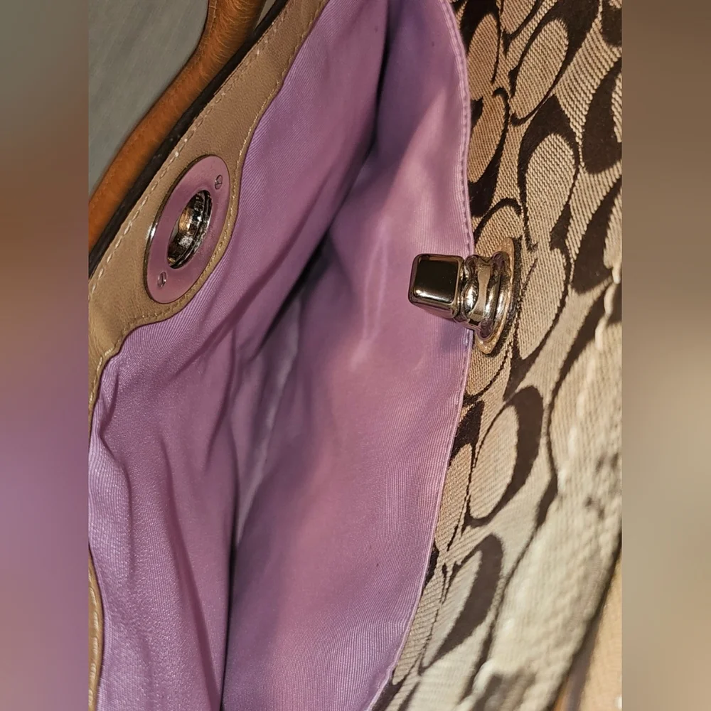 Coach Brown and Tan Signature Handbag - Picture 7 of 11